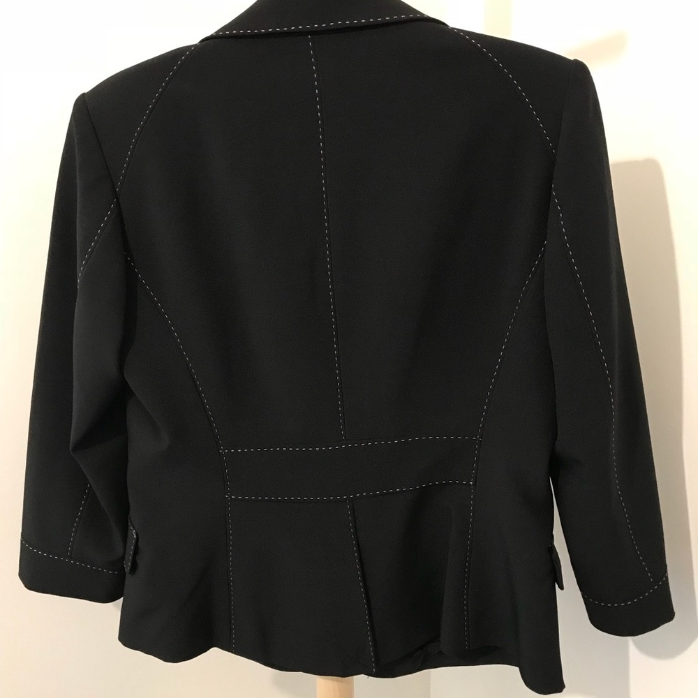 Nygard Pick Stitch Crop Sleeve Ladies Blazer